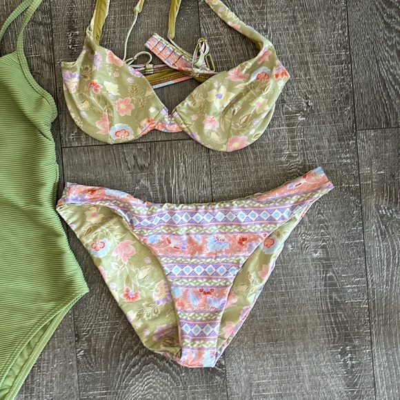 Two Billabong Swimsuits - Picture 2 of 3